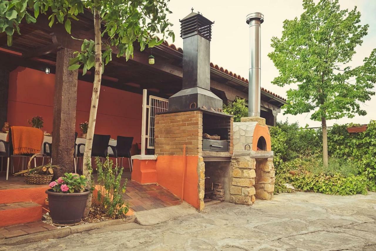 Casa Rural El Sauce. A 2,5 Km De Cuenca Capital Nohales Exterior photo