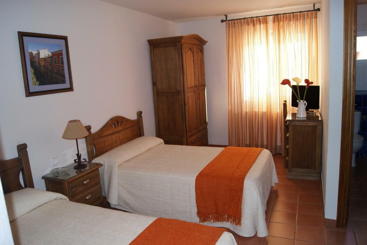 Casa Rural El Sauce. A 2,5 Km De Cuenca Capital Nohales Exterior photo